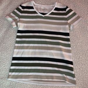 size small green shaded striped tee croft&barrow